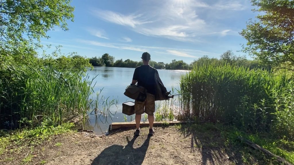 Chigborough Carp Fishing on the Surface Life on the bank