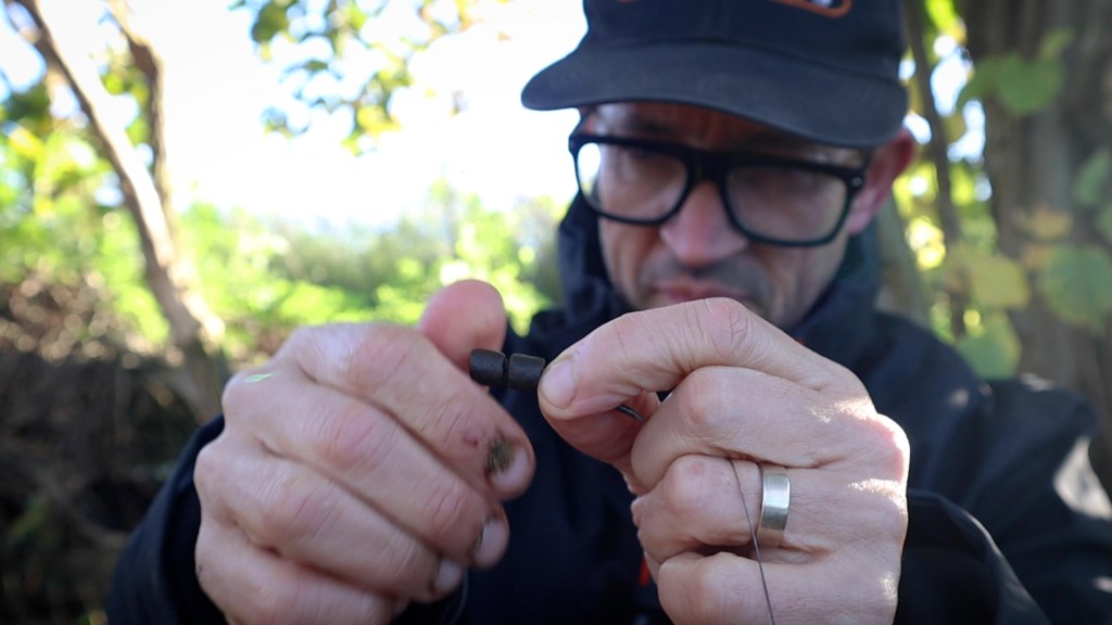 Bait screws on D-Rigs